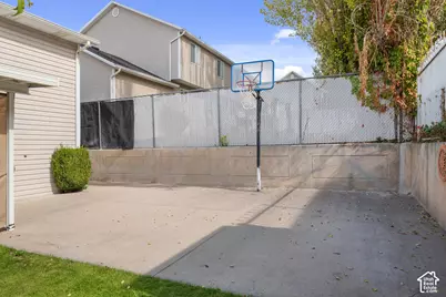 1226 E 570 N, Spanish Fork, UT 84660 - Photo 23