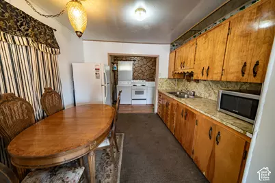 145 Denver Ave, East Carbon, UT 84520 - Photo 9