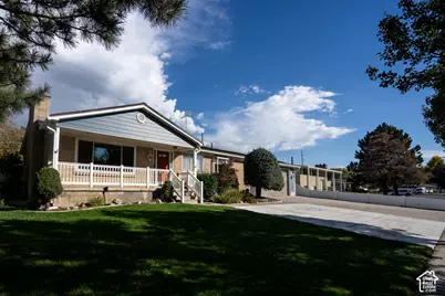 8613 S Vaquero Dr E, Sandy, UT 84094 - Photo 3