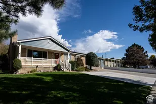 8613 S Vaquero Dr E, Sandy, UT 84094 - Photo 3