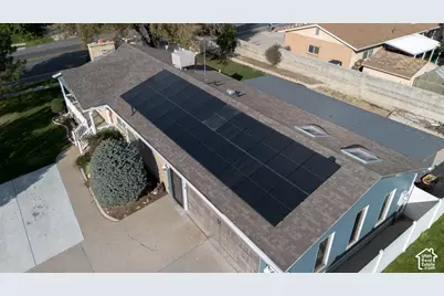 8613 S Vaquero Dr E, Sandy, UT 84094 - Photo 43