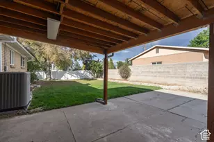 8613 S Vaquero Dr E, Sandy, UT 84094 - Photo 35