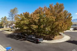 4890 W Calyx Cir S, West Jordan, UT 84084 - Photo 33
