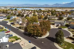 4890 W Calyx Cir S, West Jordan, UT 84084 - Photo 39