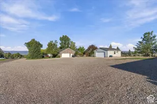 535 E 400 S, Mount Pleasant, UT 84647 - Photo 33