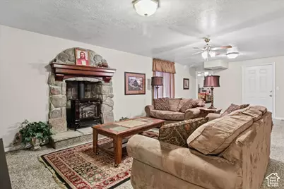 535 E 400 S, Mount Pleasant, UT 84647 - Photo 23