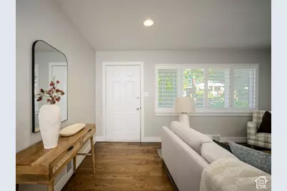 2514 E Yermo Ave S, Salt Lake City, UT 84109 - Photo 3