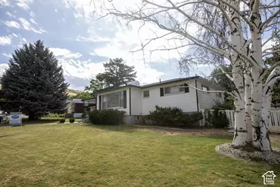 644 E Crestwood Cir N, Bountiful, UT 84010 - Photo 3