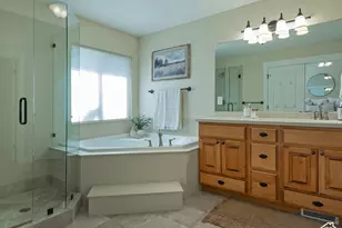 4476 S Archer Gardens Ct E, Salt Lake City, UT 84117 - Photo 21