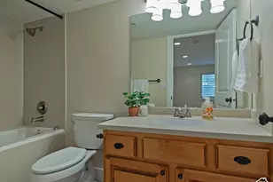 4476 S Archer Gardens Ct E, Salt Lake City, UT 84117 - Photo 31