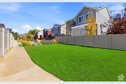 673 W 2200 N, Centerville, UT 84014 - Photo 29