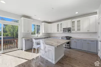 673 W 2200 N, Centerville, UT 84014 - Photo 7