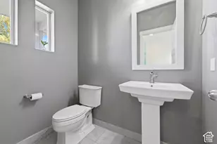 673 W 2200 N, Centerville, UT 84014 - Photo 11