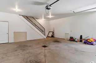 922 S 1760 W, Syracuse, UT 84075 - Photo 51