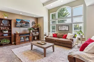 922 S 1760 W, Syracuse, UT 84075 - Photo 9