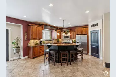 922 S 1760 W, Syracuse, UT 84075 - Photo 13