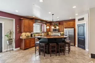 922 S 1760 W, Syracuse, UT 84075 - Photo 13