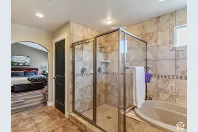 922 S 1760 W, Syracuse, UT 84075 - Photo 27
