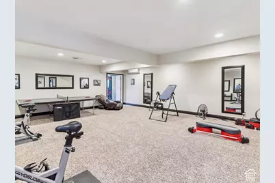 922 S 1760 W, Syracuse, UT 84075 - Photo 45