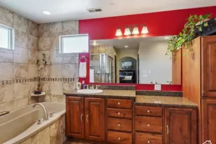 922 S 1760 W, Syracuse, UT 84075 - Photo 29
