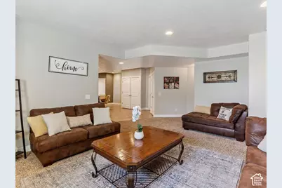 922 S 1760 W, Syracuse, UT 84075 - Photo 35