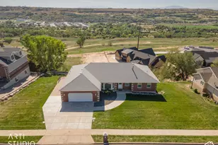 155 W 5600 S, Ogden, UT 84405 - Photo 47