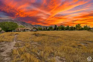 7283 N Adobe Ln, Lake Point, UT 84074 - Photo 11