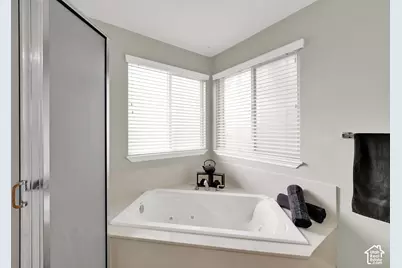 7283 N Adobe Ln, Lake Point, UT 84074 - Photo 27
