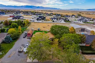7283 N Adobe Ln, Lake Point, UT 84074 - Photo 3