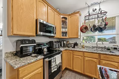 294 W Holland Dr, Stansbury Park, UT 84074 - Photo 13