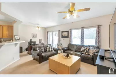 27 N 340 W, Orem, UT 84057 - Photo 5