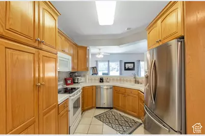 27 N 340 W, Orem, UT 84057 - Photo 9