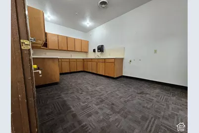 395 S Vernal Ave, Vernal, UT 84078 - Photo 13