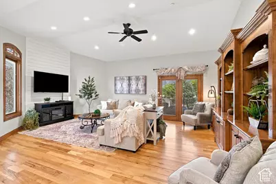 745 S 2475 W, Lehi, UT 84043 - Photo 23