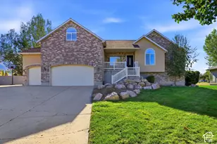 272 Wrangler Rd, Farmington, UT 84025 - Photo 1