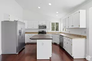272 Wrangler Rd, Farmington, UT 84025 - Photo 7