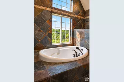 13 La Montagne Ln, Sandy, UT 84092 - Photo 5