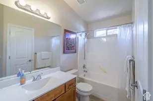 382 E Desert Ln, Ivins, UT 84738 - Photo 15