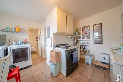 33 E 8640 S, Sandy, UT 84070 - Photo 31