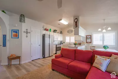 577 S Siesta Dr, Ivins, UT 84738 - Photo 11