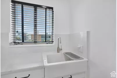 450 E 100 S #18, Salt Lake City, UT 84111 - Photo 15