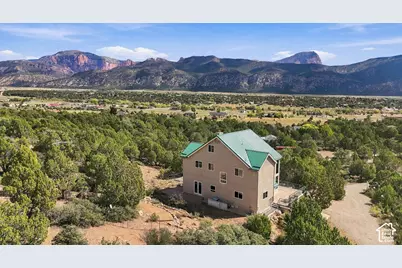 2059 E 1900 S, New Harmony, UT 84757 - Photo 63