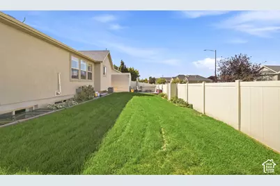 1208 S 1530 W, Springville, UT 84663 - Photo 35