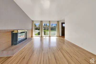 4193 S 1865 E, Holladay, UT 84124 - Photo 7