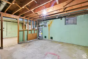 4193 S 1865 E, Holladay, UT 84124 - Photo 35