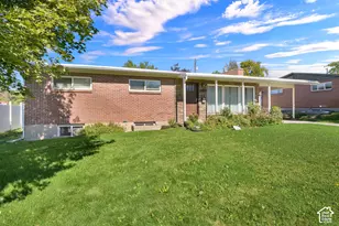 4193 S 1865 E, Holladay, UT 84124 - Photo 3