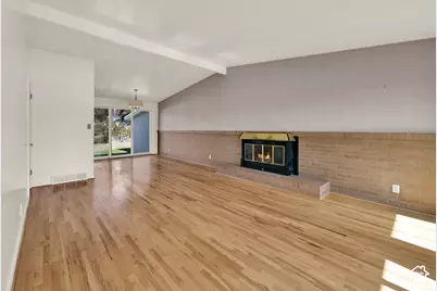4193 S 1865 E, Holladay, UT 84124 - Photo 9