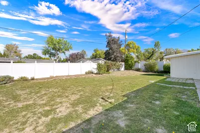 4193 S 1865 E, Holladay, UT 84124 - Photo 39