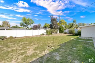 4193 S 1865 E, Holladay, UT 84124 - Photo 39