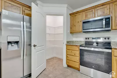684 S 2150 W #204, Pleasant Grove, UT 84062 - Photo 7